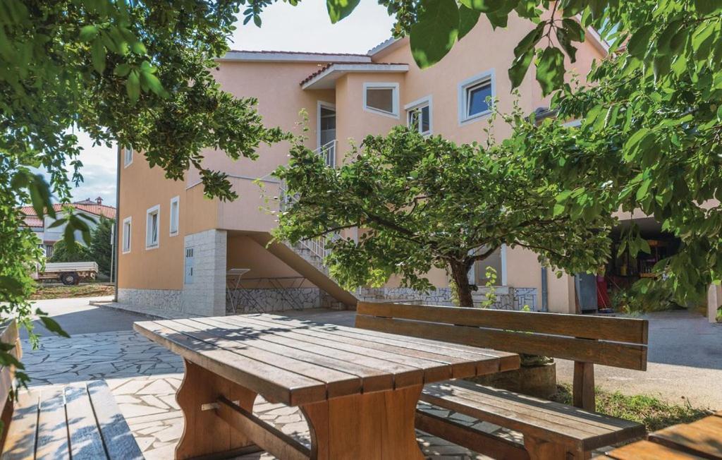 Apartmani Valdebek Пула Екстериор снимка